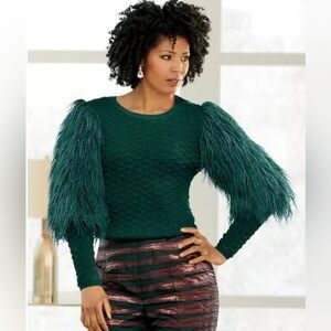 Ashro Emerald Sweater With Fur Sleeves NWOT - Size M